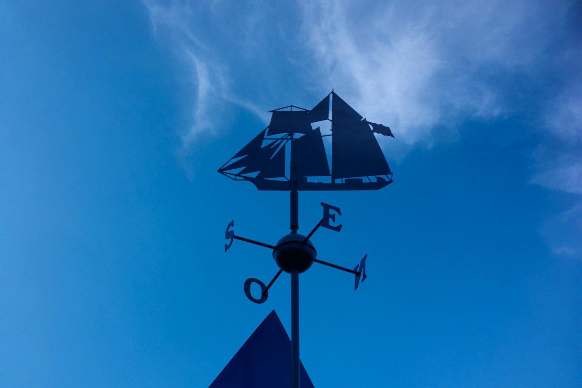 Le Tipi Bleu Tiny House Neuve Avec Terrasse Et Jardin Villa Camaret-sur-Mer Exteriör bild